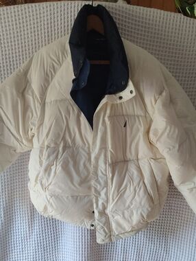 Vintage Nautica Cream or Navy Reversible Puffer Jacket **Mint Condition**